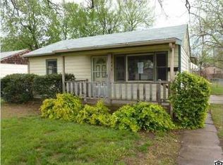 595 W 1st St, Valley Center, KS 67147