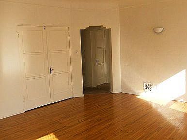 4th image of 640 S Detroit St APT 204