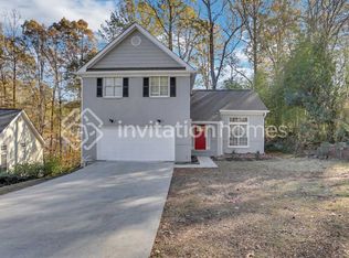 2771 Treehouse Ln, Lawrenceville, GA 30044