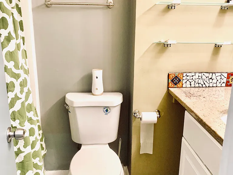 210 Wesley St #1 — Photo 15
