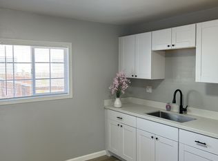 1423 Mono Dr, Modesto, CA 95354