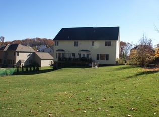 530 Dorchester Dr, Seven Fields, PA 16046