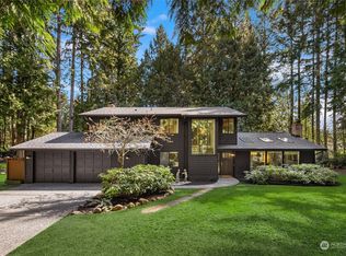 6322 NE Lariat Loop, Bainbridge Island, WA