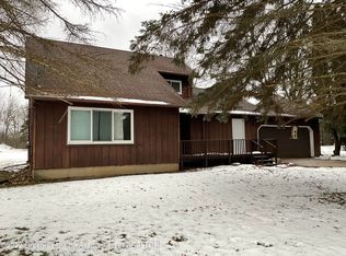 242 E Santee Hwy, Charlotte, MI 48813