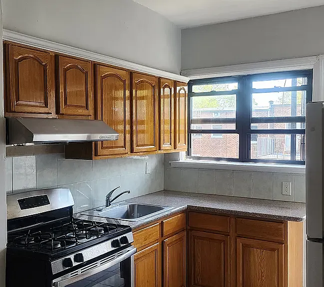 63 Minna St #2 — Photo 2