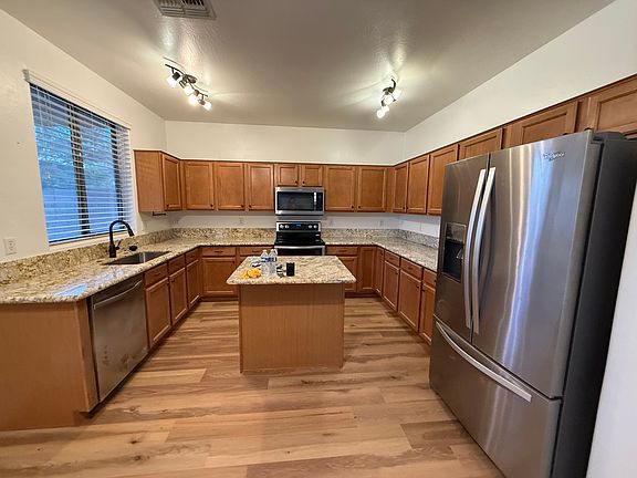 5th image of 17259 W Smokey Dr