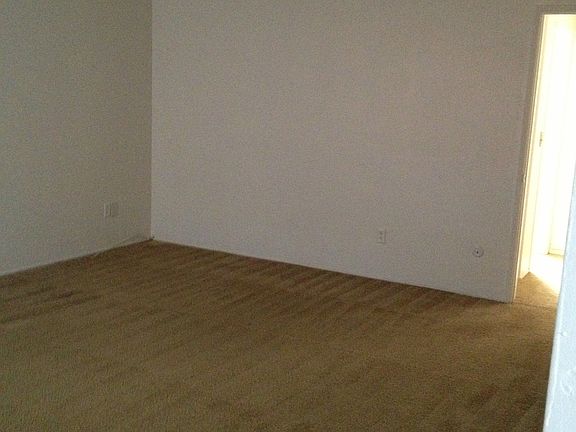 4th image of 4433 Temecula St APT 3