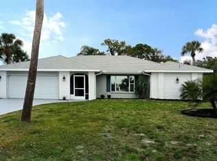 9 Charleston Cir, Englewood, FL 34223