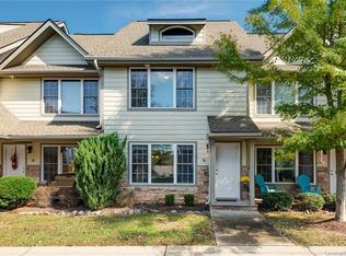 84 Rotunda Cir, Asheville, NC 28806