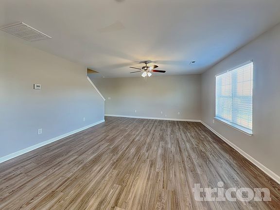 3rd image of 6602 Maderia Ct