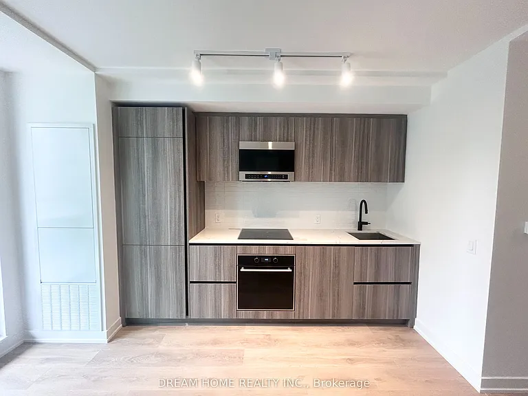 127 Broadway Ave #210 — Photo 3
