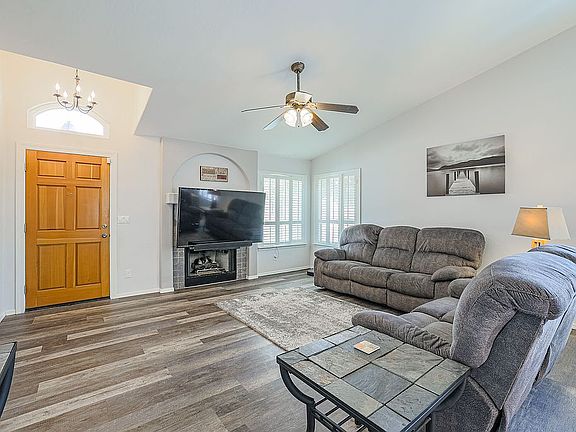 2nd image of 6904 E Madero Ave