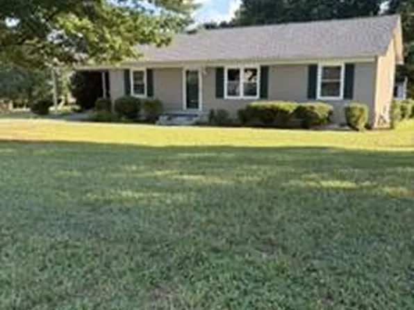 802 Woodland Dr, South Hill, VA 23970
