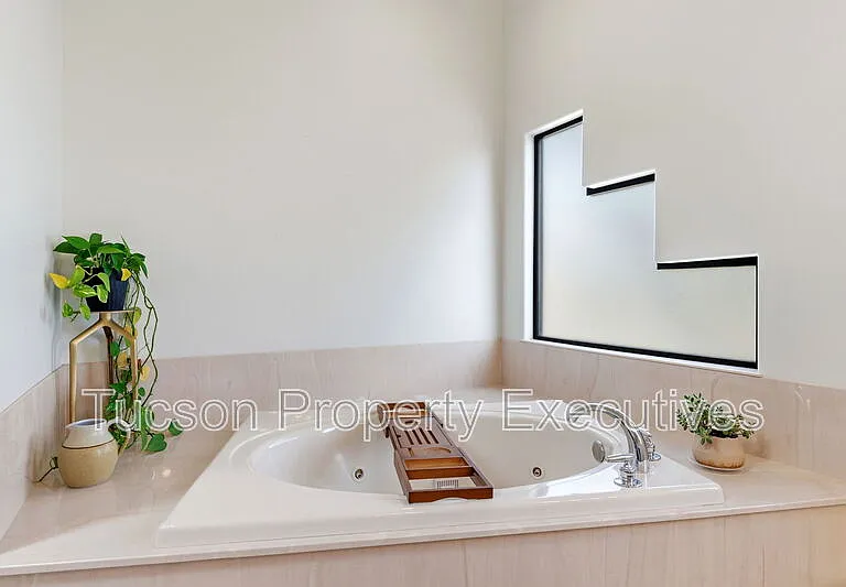 3901 N Vista De La Cima — Photo 20
