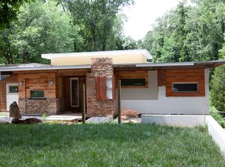 3279 Pinehill Dr, Decatur, GA 30032