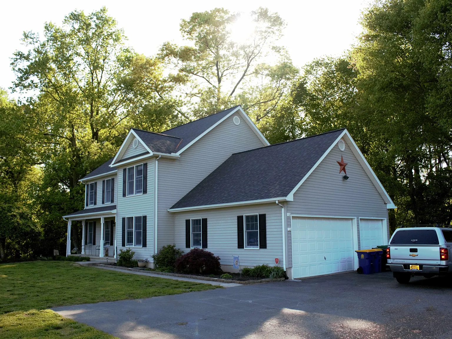 4 bed, 2.5 bath, 3472 sqft, $3,100 — Photo 3