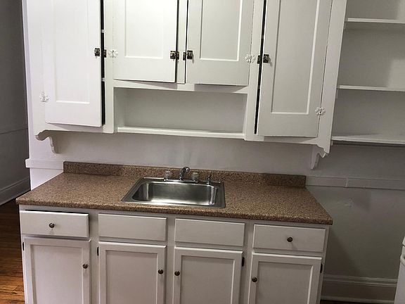 5th image of 11851 Lake Ave #117