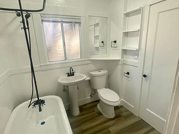 2nd image of 323 E 15th St #325