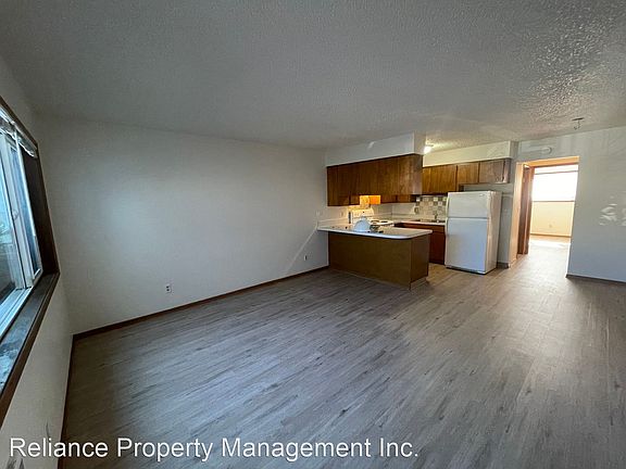 3rd image of 2634 NE Weidler St #11502469