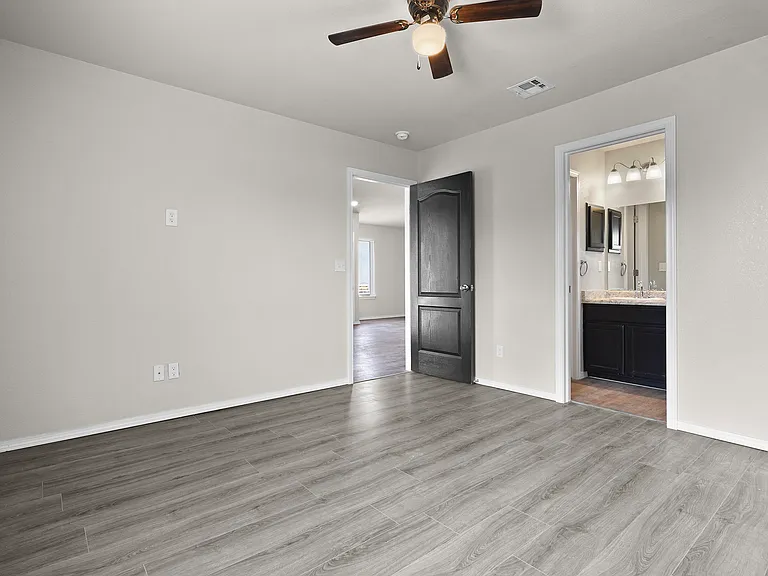 14333 Paraiso Dr — Photo 7