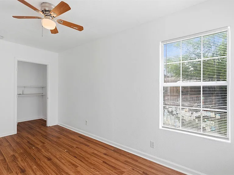 206 Oscar St — Photo 20