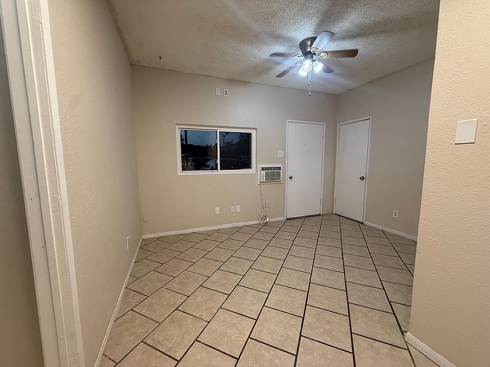 1st image of 11831 Peach Tree Cir #A