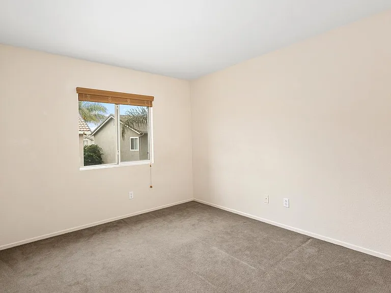 16474 Denhaven Ct — Photo 20