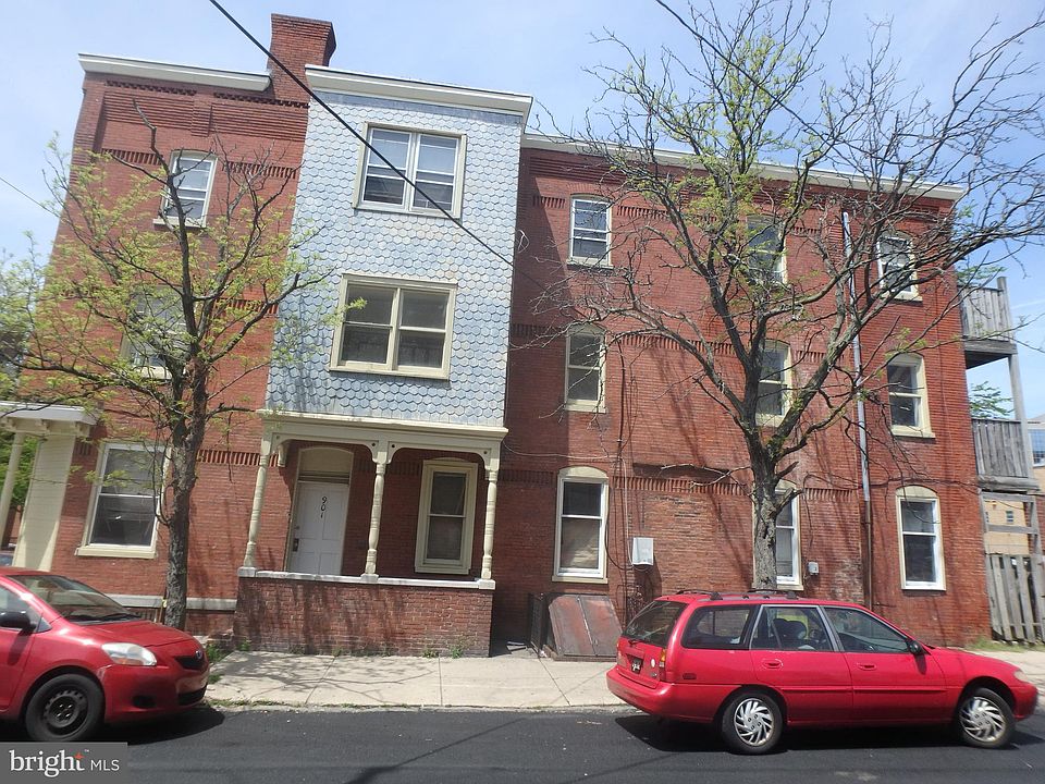 1st image of 901 N Jefferson St #1