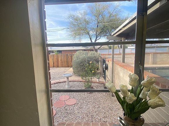 2nd image of 7425 E Calle La Vega