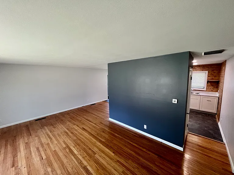 329 Hancook Rd — Photo 6