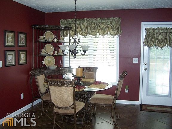 Breakfast Room
