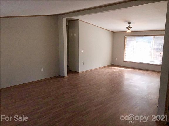 3rd image of 5032 Nunley Knls