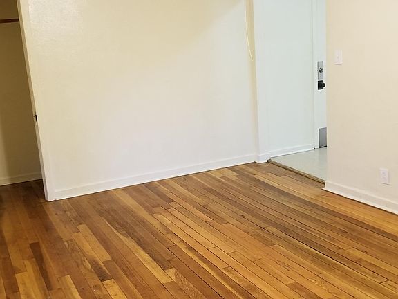 4th image of 7619 Rainier Ave S APT 202