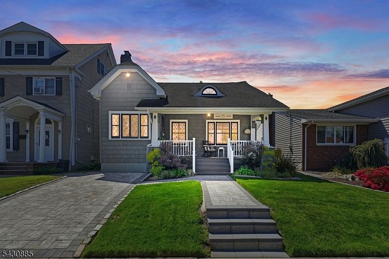 1st image of 235 Hazel Ave