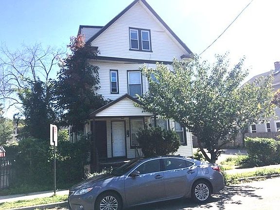 2nd image of 25 Tour Ave #2