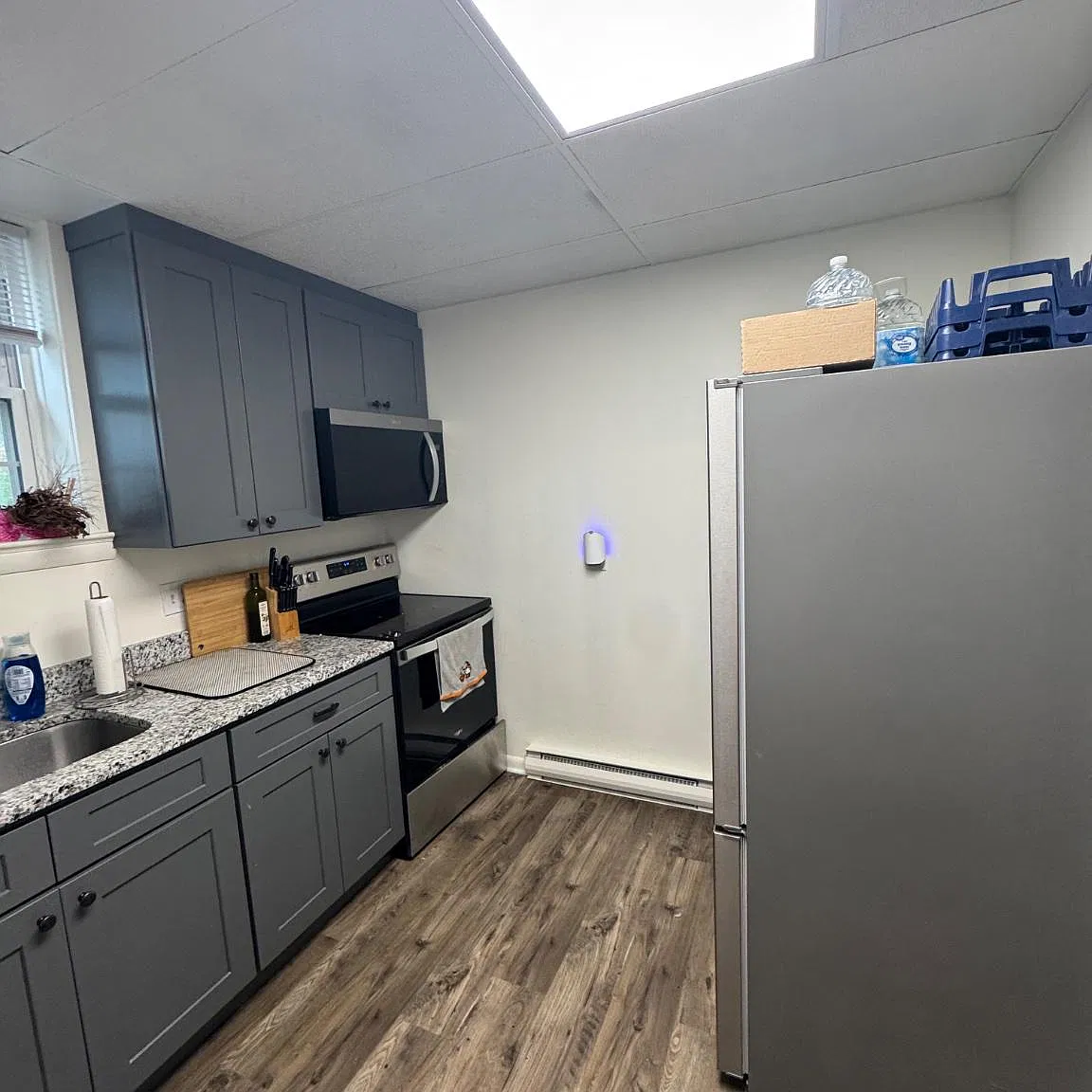 2 bed, 1.0 bath, 750 sqft, $1,400 — Photo 2