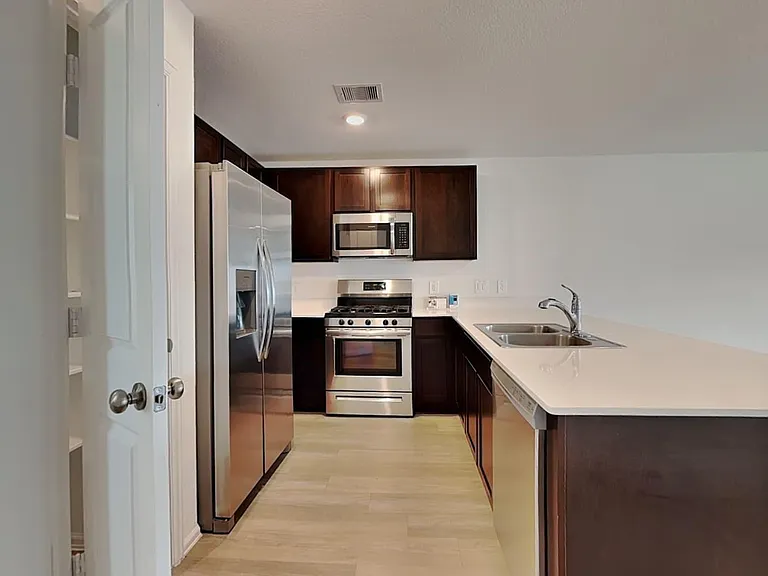 18735 Mercer Falls Dr — Photo 6