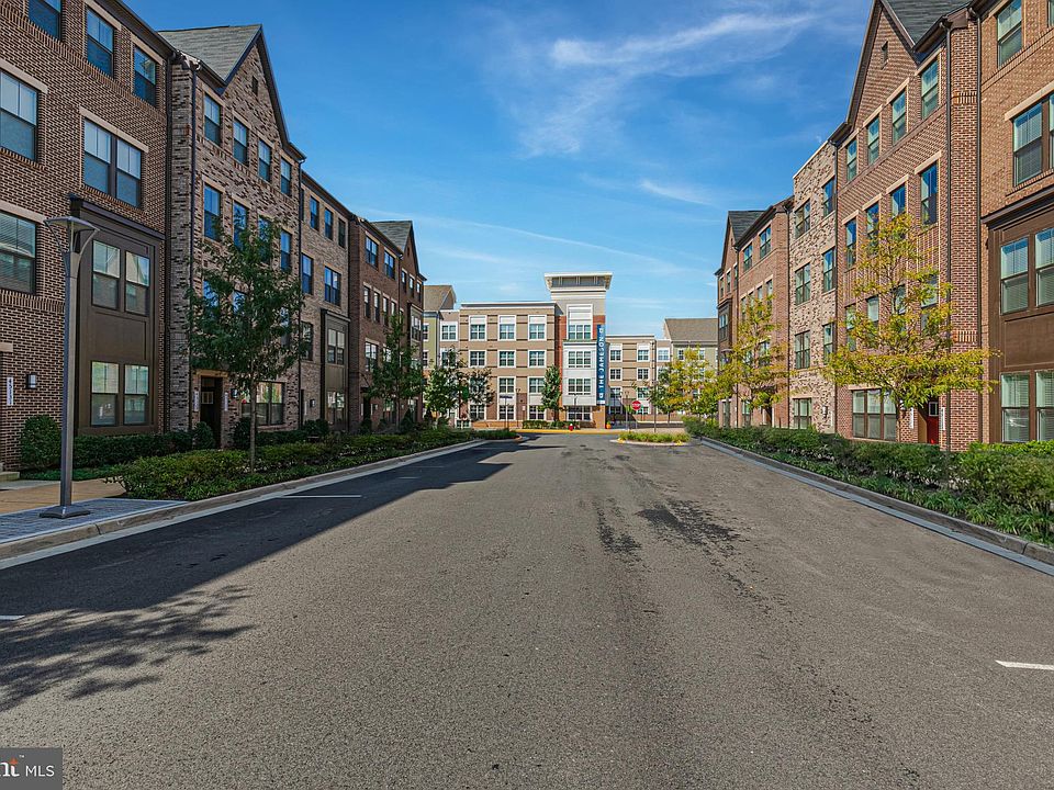 45127 Kincora Dr, Sterling, VA 20166 Zillow