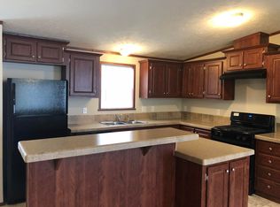 4119 Riverview Cir, Mount Clemens, MI 48043
