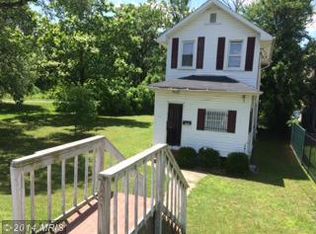 240 60th St NE, Washington, DC 20019