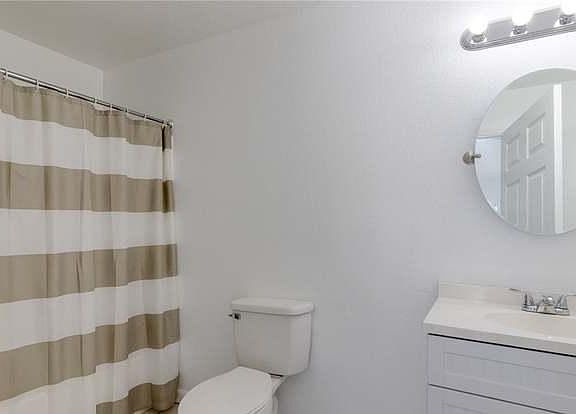 3rd image of 15 Maple St #15