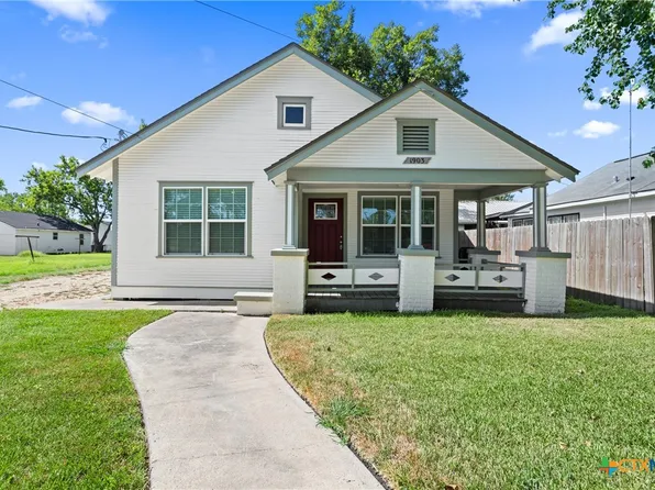 1903 E North St, Victoria, TX 77901