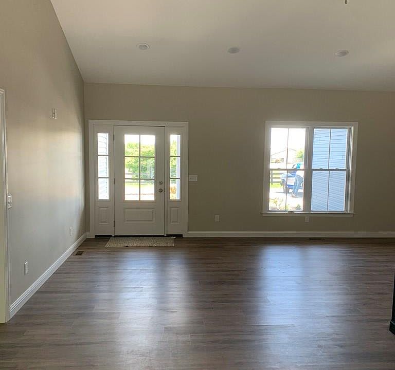 879 Lexington Pike, Maysville, KY 41056 Zillow