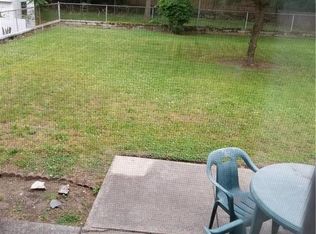 37 Hornbine St, Cranston, RI 02910