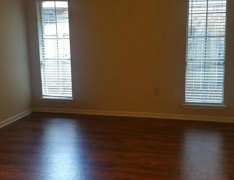3924 Country View Dr — Photo 5