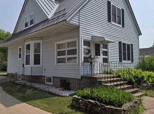 624 Depot St, Manawa, WI 54949