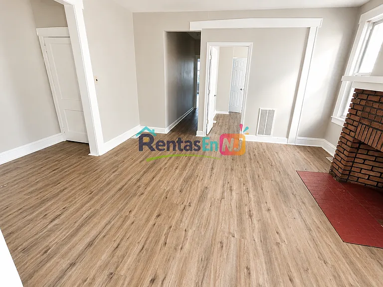 203 Renner Ave #1B — Photo 9