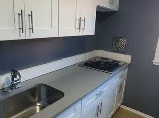 33 Exeter Rd #2C, Jersey City, NJ 07305