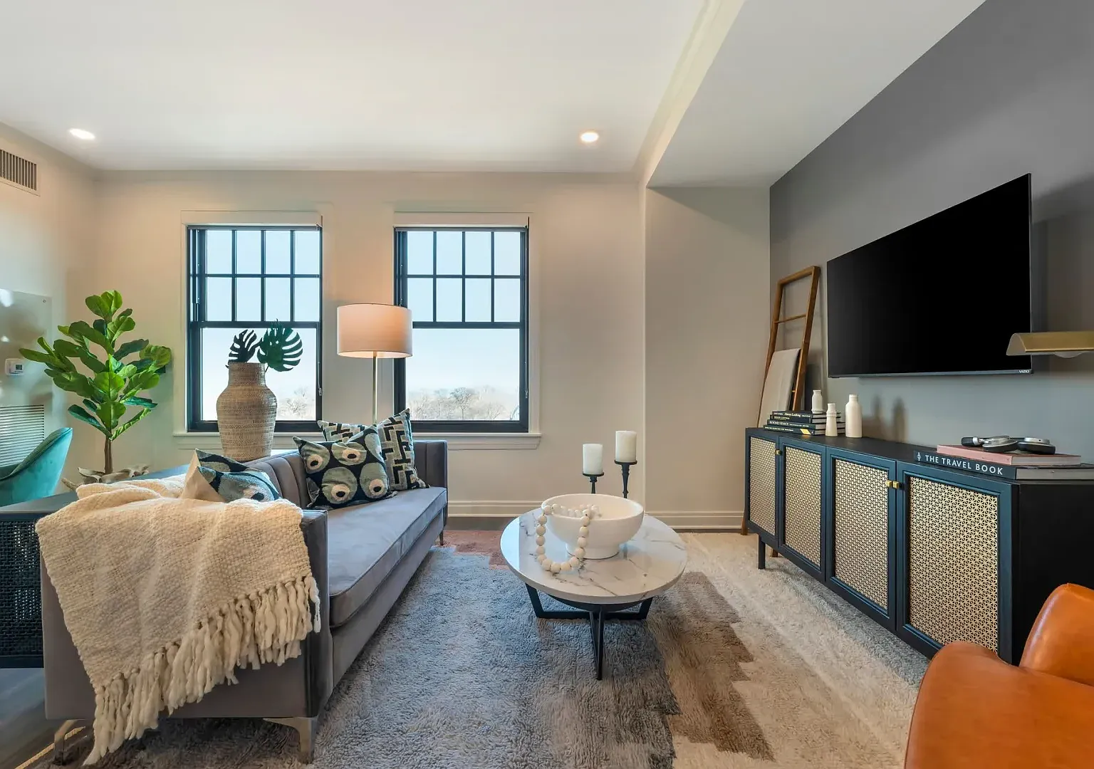 1 bed, $3,695 — Photo 2