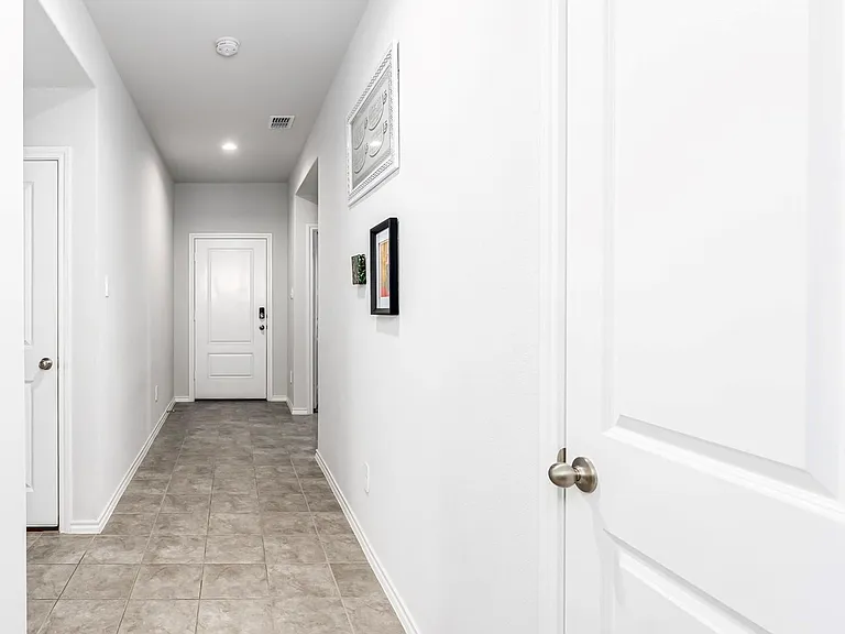 417 Destin Dr — Photo 10